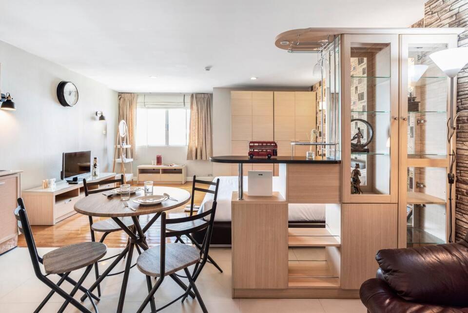 Nara Suite Residence Bangkok Exterior photo