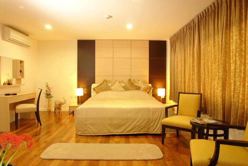 Nara Suite Residence Bangkok Exterior photo