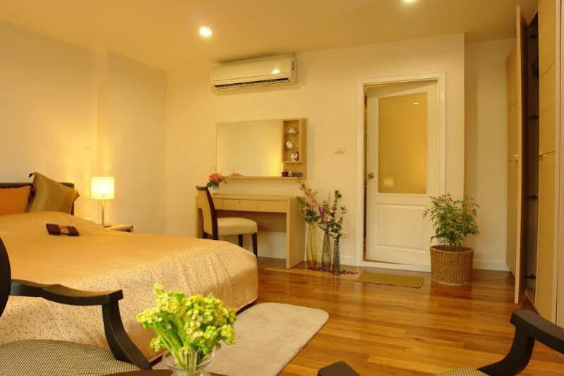 Nara Suite Residence Bangkok Exterior photo